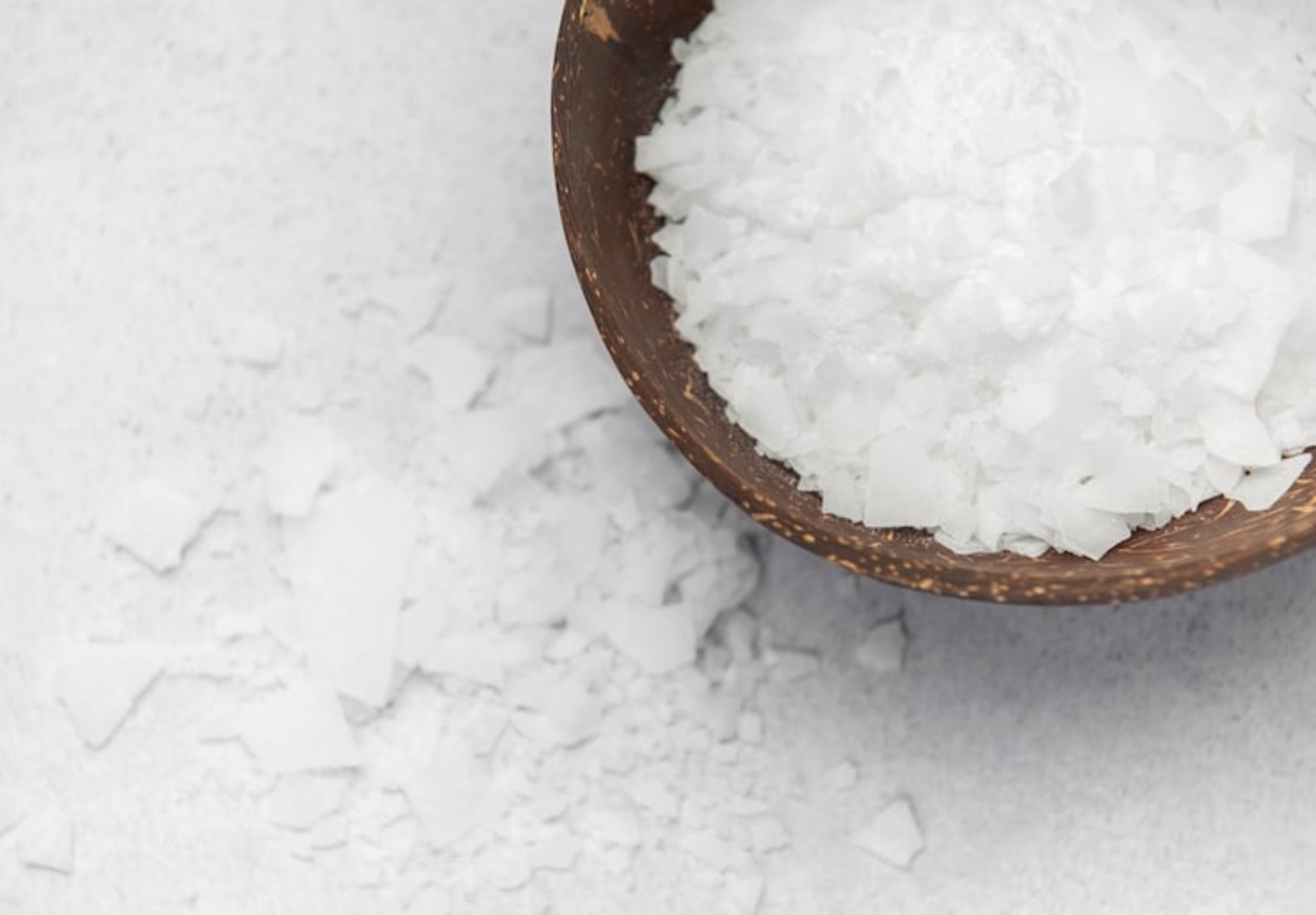 Magnesium Chloride Hexahydrate (CAS 7791-18-6): Uses & Industrial Applications 