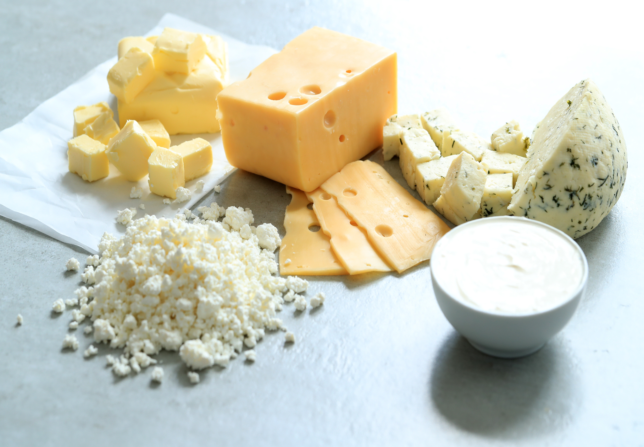 Why Food Grade Calcium Chloride Is Used in Cheese Manufacturing