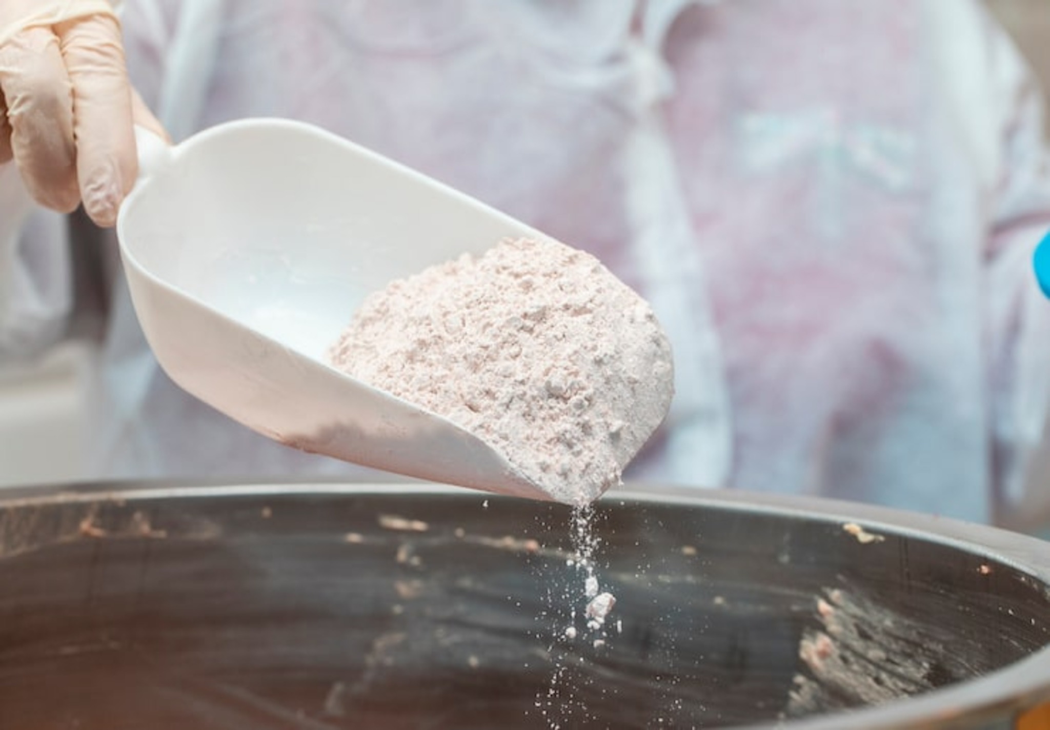Key Safety Standards for Handling Food Grade Chemical Powders